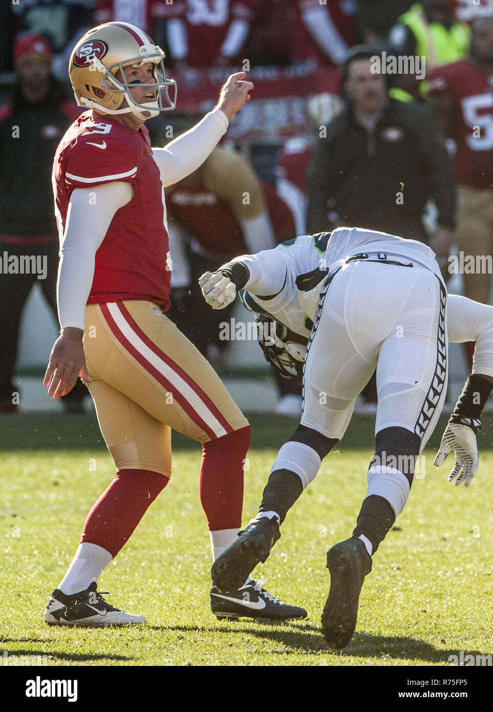 San Francisco, Californie, USA. Dec 8, 2013. San Francisco 49ers kicker Phil Dawson (9) fait l'un des 4 buts sur le terrain le dimanche, Décembre 8, 2013 à San Francisco, Californie. Les 49ers a battu les Seahawks. 19-17. Crédit : Al Golub/ZUMA/Alamy Fil Live News Banque D'Images