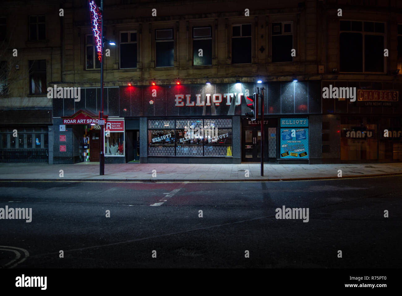 Le centre-ville de Rotherham nuit nuit à vide Banque D'Images