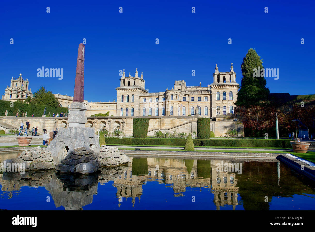 Le Palais de Blenheim à partir de l'eau terrasse, Oxfordshire, Angleterre Banque D'Images