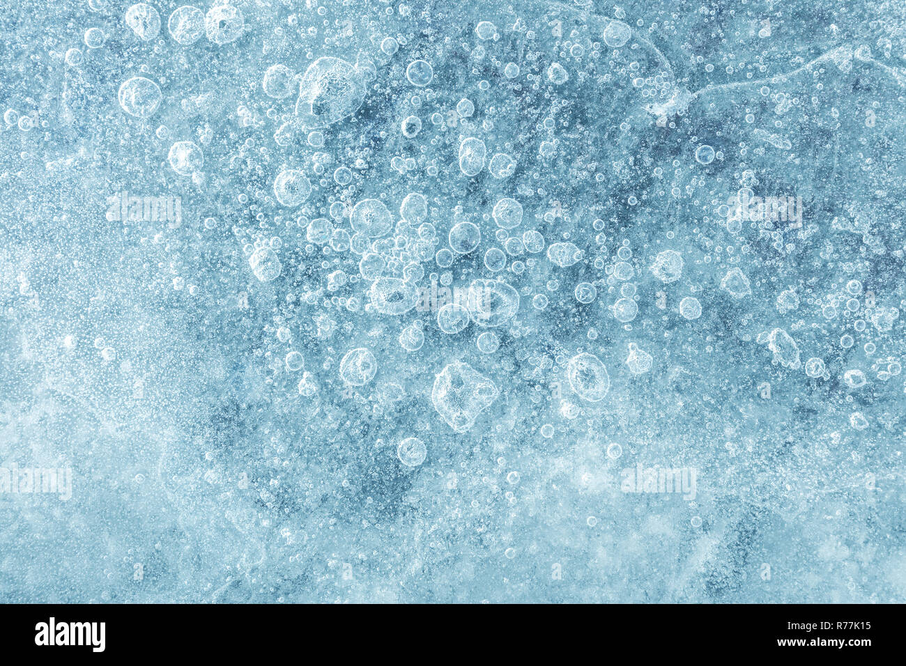 La texture de la surface du bloc de glace, avec des fissures et des rayures, motifs bulles macro-vision Banque D'Images