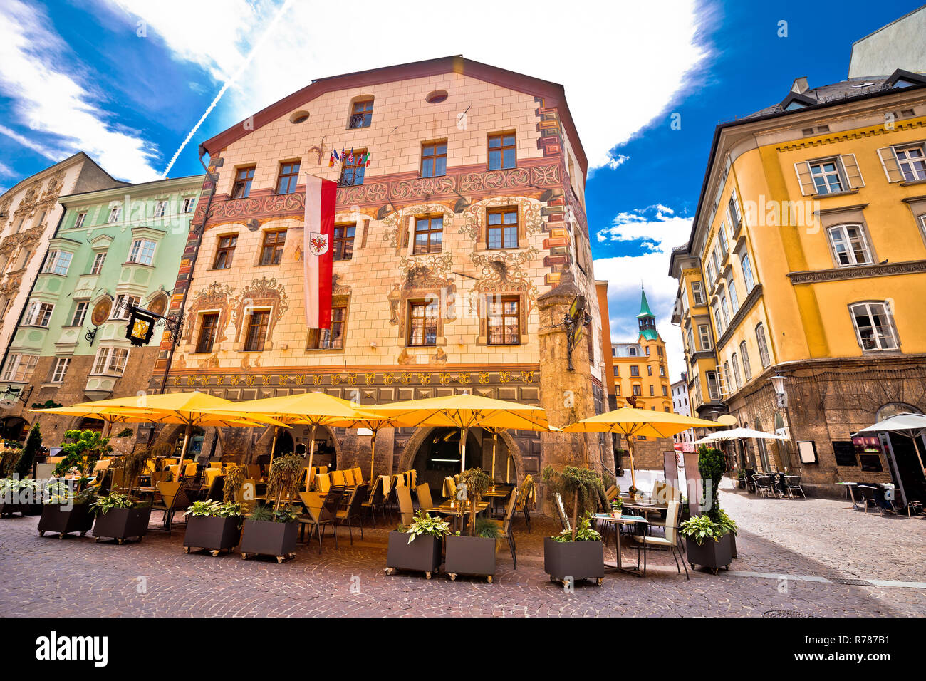 La rue historique d'Innsbruck voir Banque D'Images