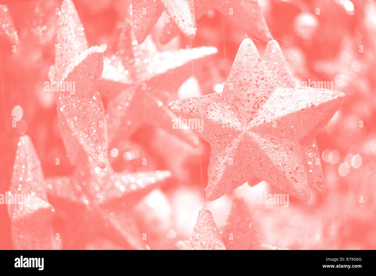 Nouvel an noël composition avec lumière abstraite colorée dans la couleur tendance de l'année 2019 de coraux vivants Banque D'Images