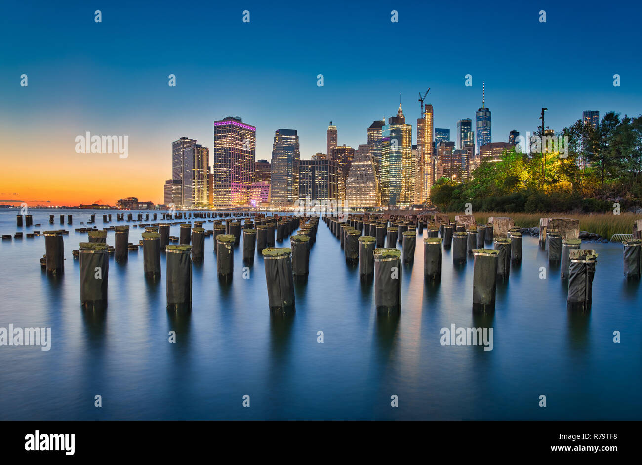 Une longue exposition photo au pont de Brooklyn Park à New York Banque D'Images