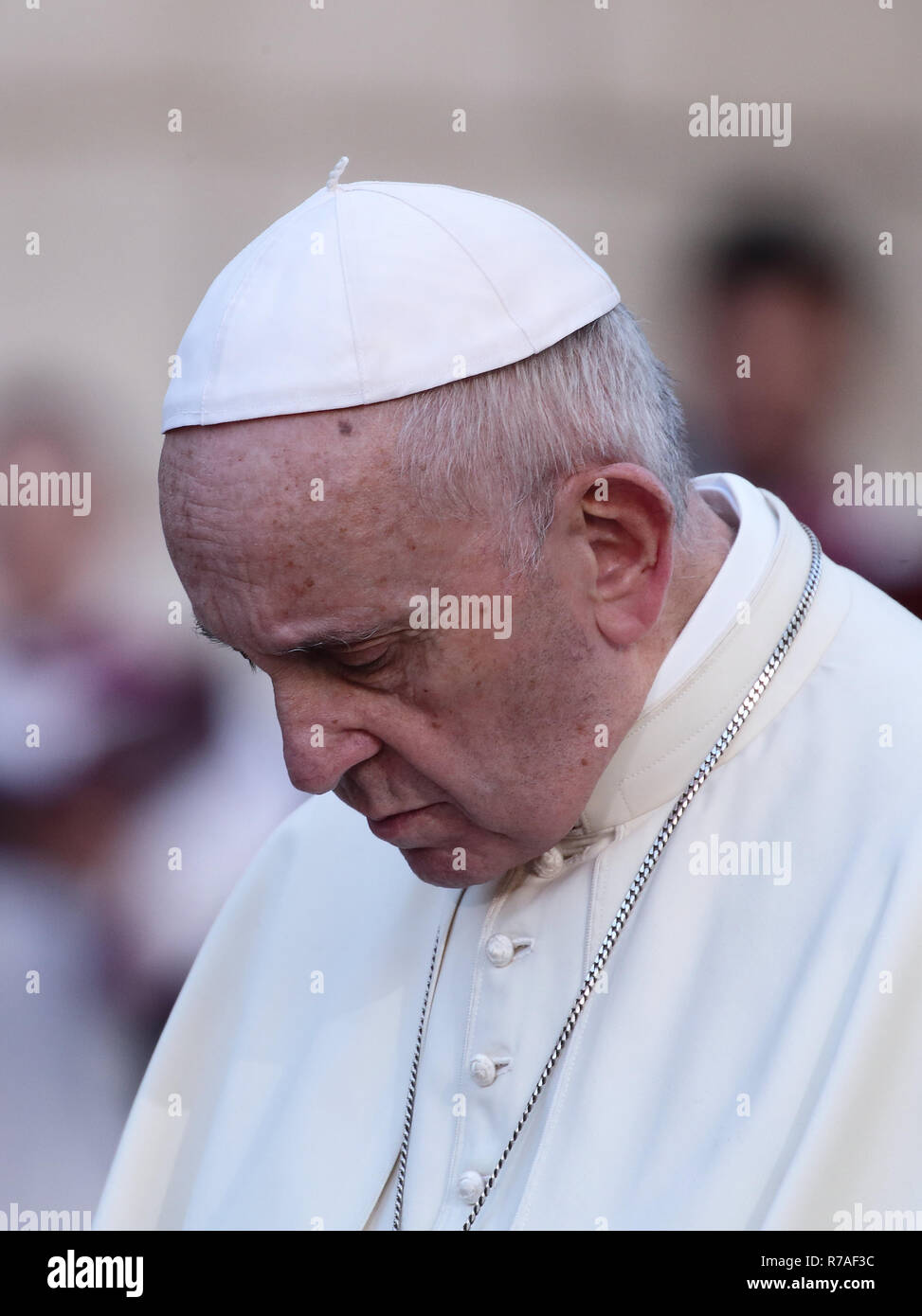 Rome, Italie. 8 décembre 2018. Le pape François au cours de l'acte de vénération à l'occasion de la fête de l'Immaculée Conception de la Bienheureuse Vierge Marie.Image Crédit : © Evandro Inetti via Zuma sur le fil) Credit : Evandro Inetti/ZUMA/Alamy Fil Live News Banque D'Images