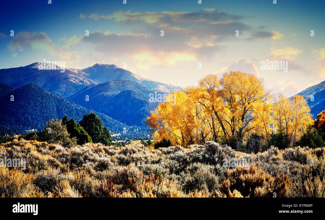 En automne les montagnes Sangre de Cristo Taos, Nouveau Mexique. Banque D'Images