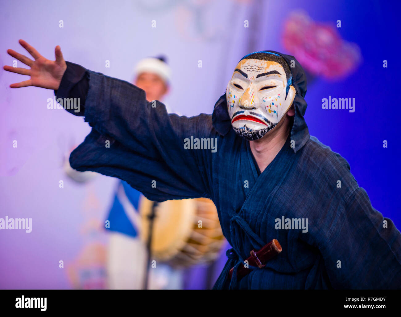 ANDONG , CORÉE DU SUD - OCT 01 : l'exécution de l'acteur coréen traditinal Maskdance à Andong Corée du Sud, le 01 octobre 2018 , le festival hôtel Maskdance Banque D'Images