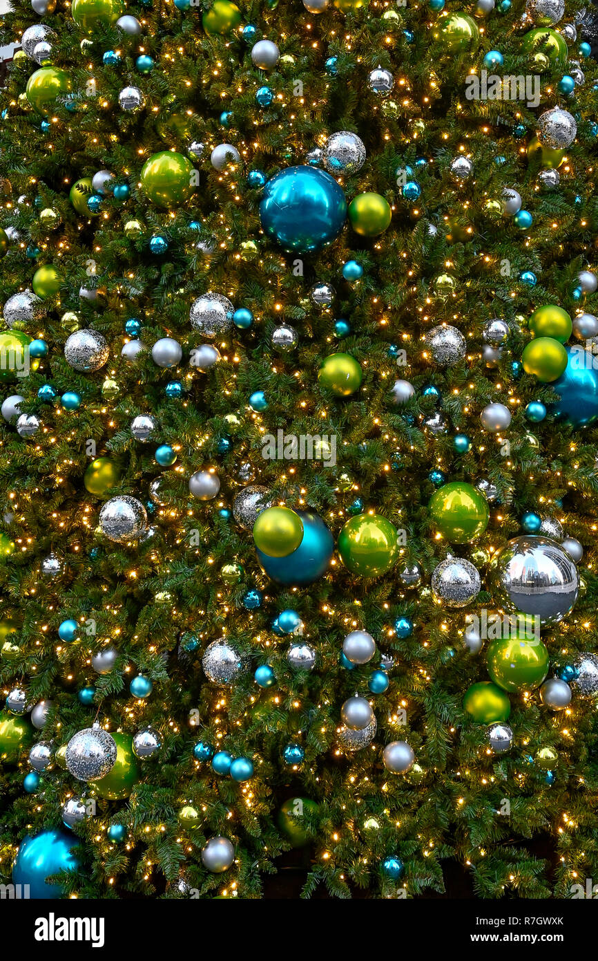 Arbre de Noël décorations babiole Banque D'Images