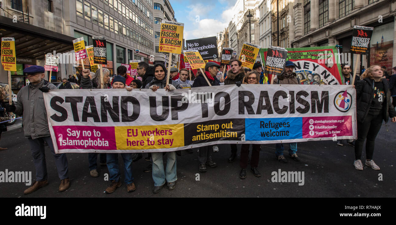 Londres, Royaume-Uni. 9Th Mar, 2018. Des milliers ont défilé dans une manifestation anti-raciste à l'encontre contre l'extrême droite a organisé 'Brexit trahison' mars dans le centre de Londres et fortement dépassé celui de l'UKIP raciste conduit mars. Crédit : David Rowe/Alamy Live News Banque D'Images