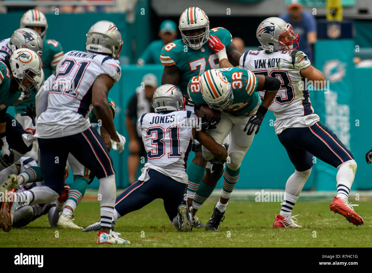 Miami, Floride, USA. 9Th Mar, 2018. 32 Drake Kenyan tournant fort pendant les Miami Dolphins v New England Patriots sur Décembre 9, 2018 Crédit : Dalton Hamm/ZUMA/Alamy Fil Live News Banque D'Images