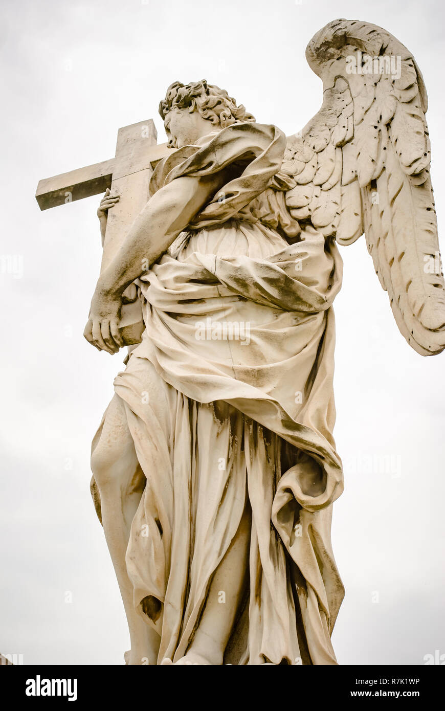 L'un des Anges du Bernin sur le Ponte Sant'Angelo à Rome, Italie, Banque D'Images