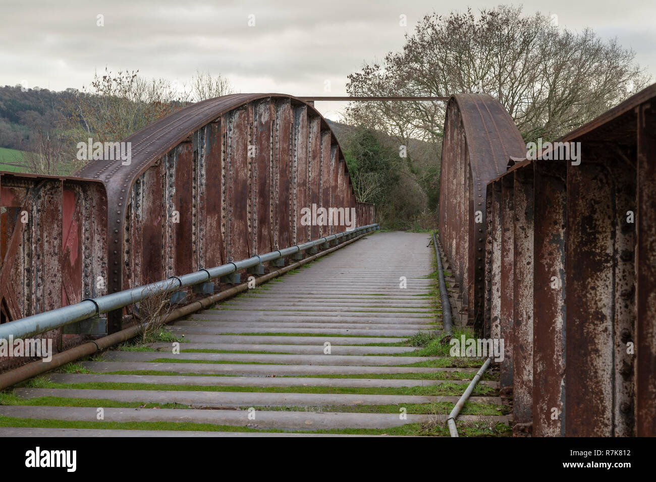 Duc de Beaufort, pont maintenant un sentier, qui était autrefois le Ross et Monmouth ligne de chemin de fer de l'autre côté de la rivière Wye. Construite en 1874, fermée en 1964. Banque D'Images