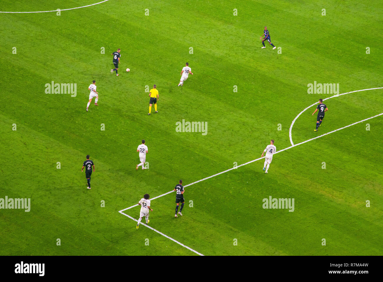 Lecture de footballeurs. Santiago Bernabeu, Madrid, Espagne. Banque D'Images