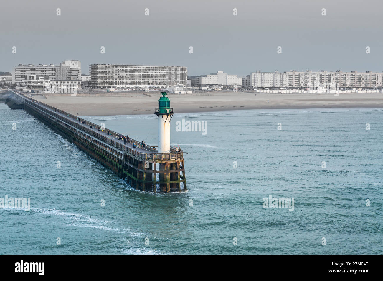 Plage calais Banque de photographies et d’images à haute résolution - Alamy