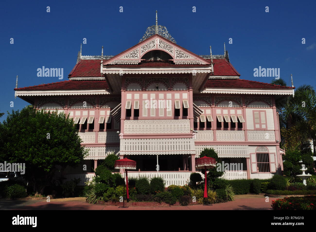 Maison Vongburi, Phrae, Nord de la Thaïlande, Side View,deux étages maison Teak-Dynasty en teck, époque révolue, Palais du dernier Prince de Phrae, maintenant Musée Privé Banque D'Images
