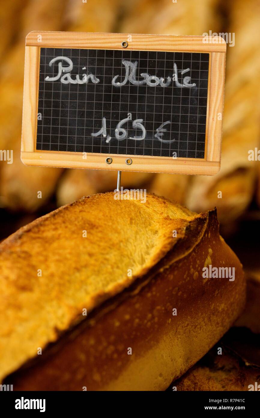 France, Manche, mer d'Iroise, Audierne, Ti Forn, pain de boulangerie Banque D'Images