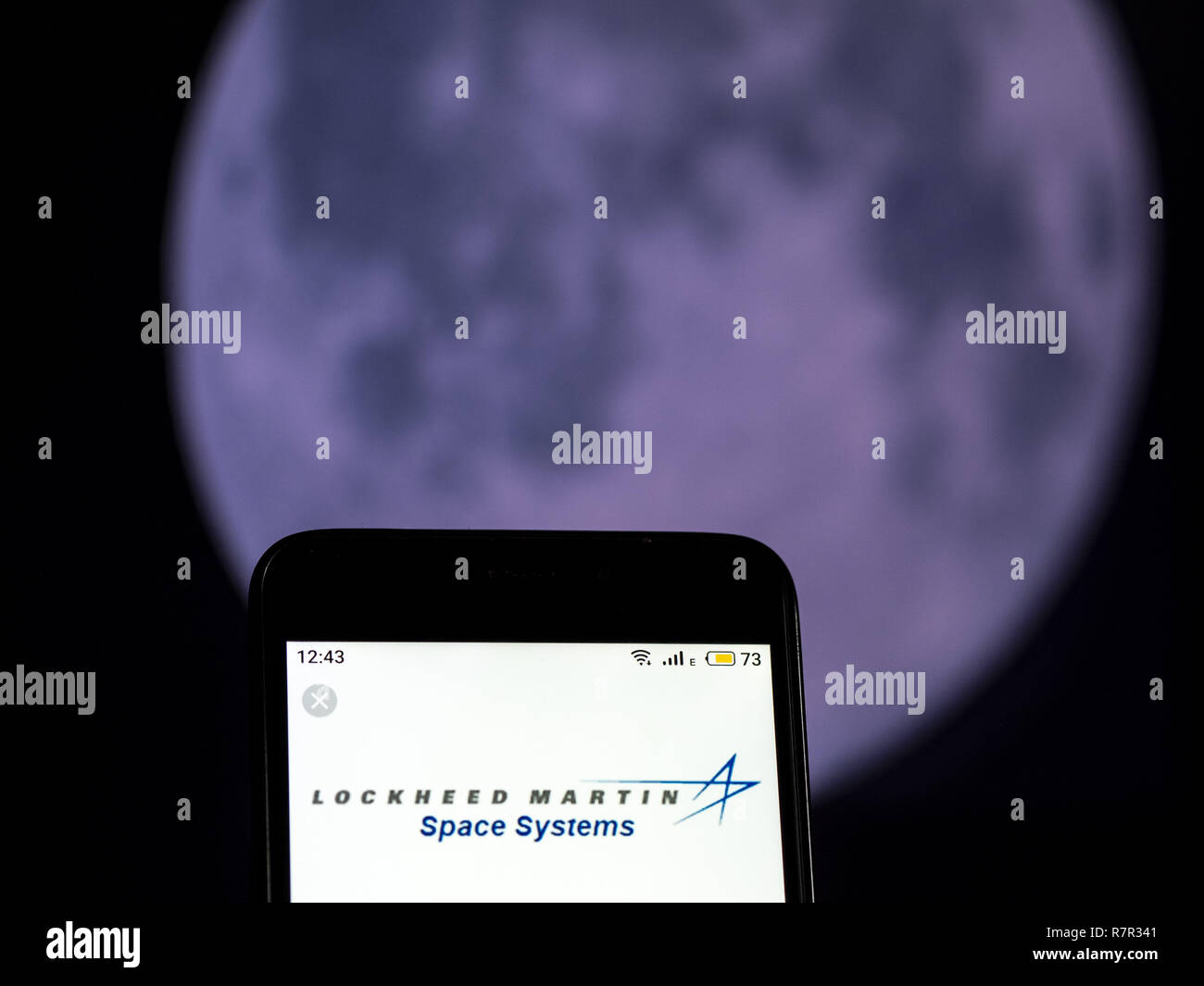 Kiev, Ukraine. 9Th Mar, 2018. Lockheed Martin Space Systems logo vu affichée sur téléphone intelligent. Cette entreprise est admissible à soumissionner pour les services de livraison de la NASA pour la surface lunaire dans le commerce des services Charge Utile lunaire Crédit : Igor Golovniov SOPA/Images/ZUMA/Alamy Fil Live News Banque D'Images