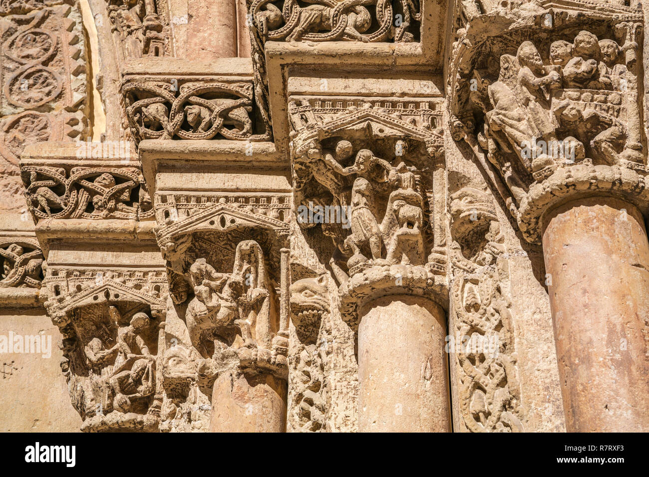 La porte romane de Santa Maria de la cathédrale de Valence. L'archevêque Square. Valence. Communauté de Valence. Espagne Banque D'Images