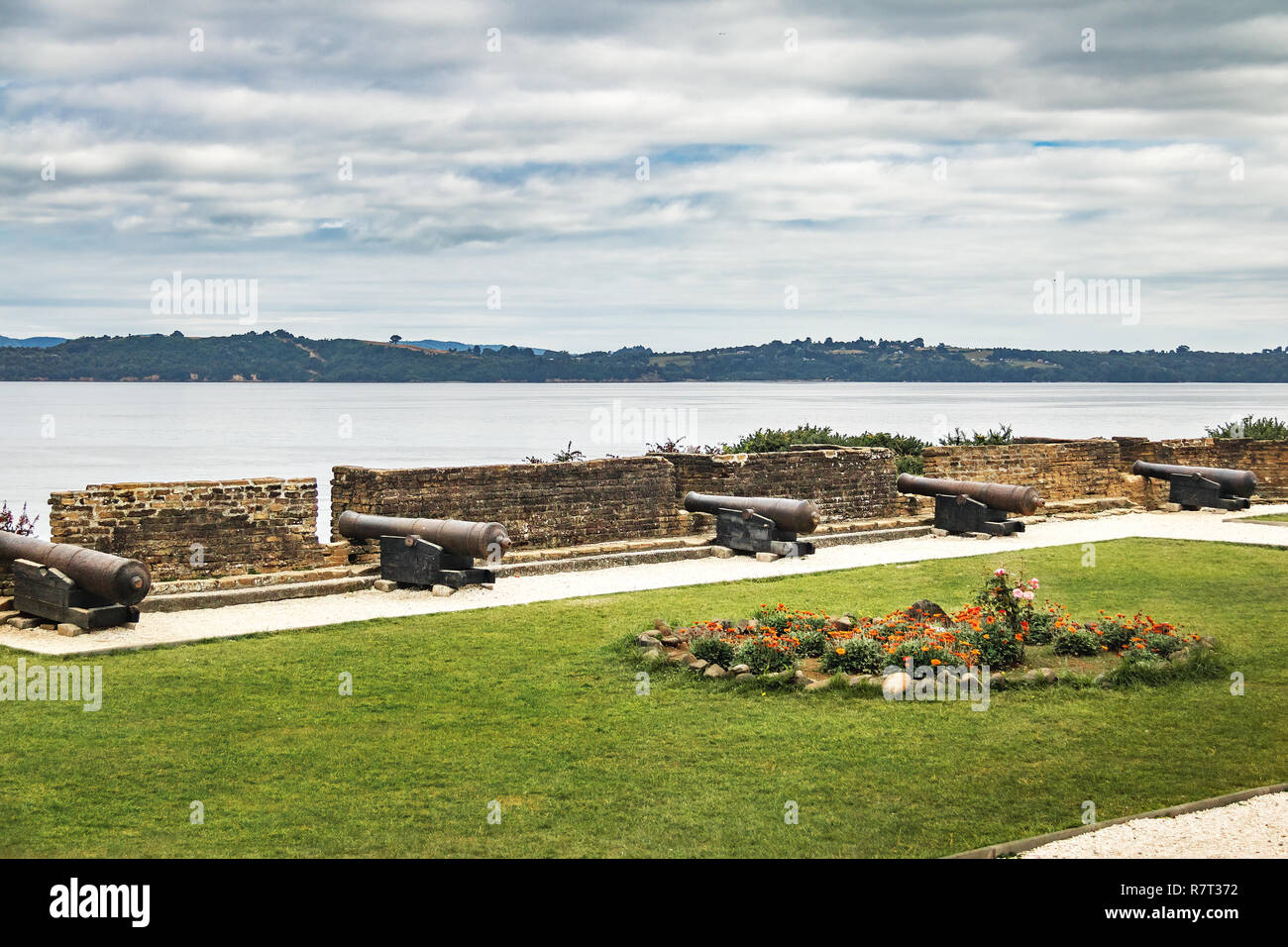 Batterie de ruines du Fort de San Antonio - Ancud, Ile de Chiloé, Chili Banque D'Images