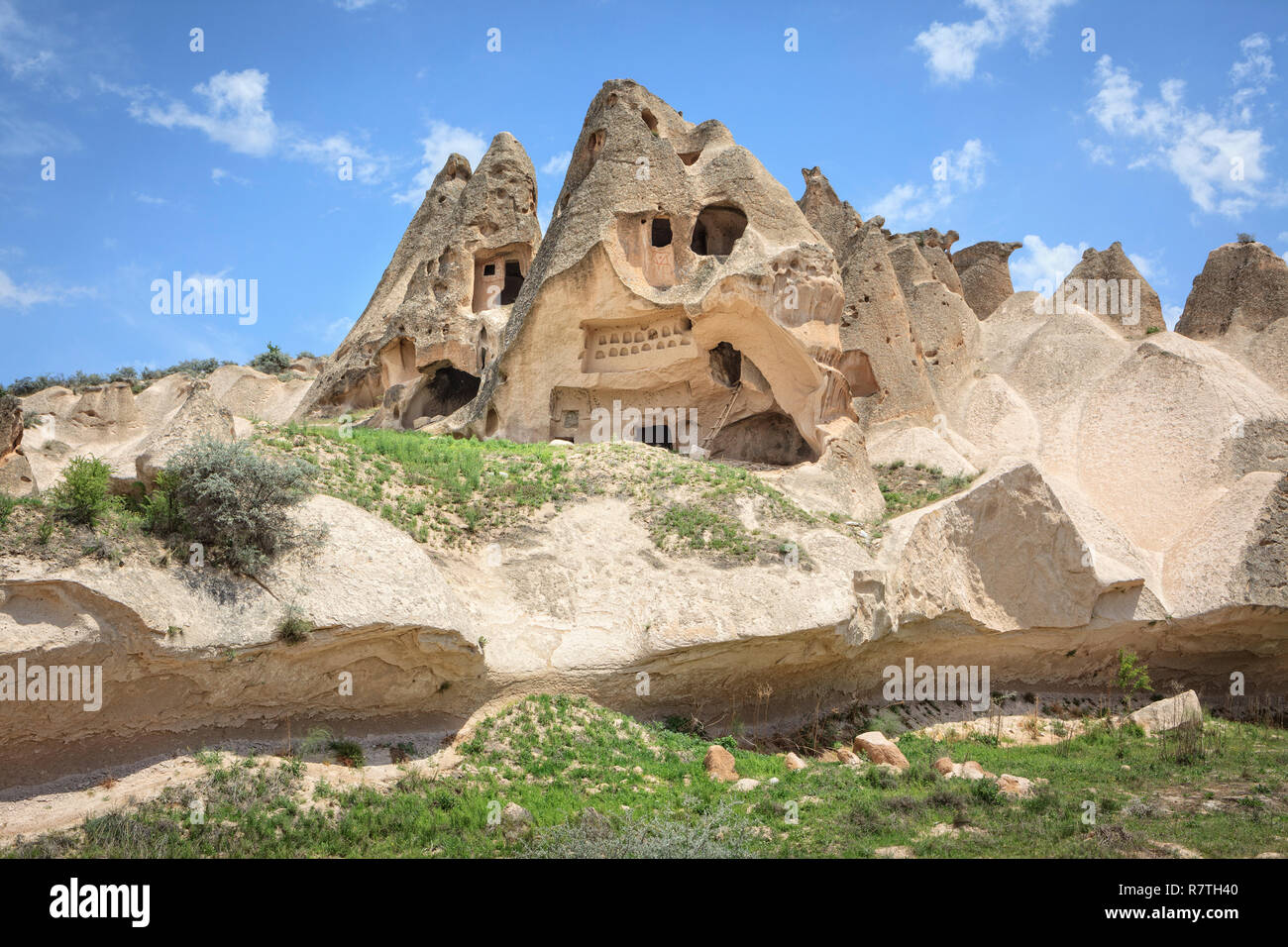 Propriétés en Firinasma Valley en Cappadoce, région de l'Anatolie, la Turquie. L'Firinasma Valley est l'une des vallées moins connues de la Cappadoce. Banque D'Images