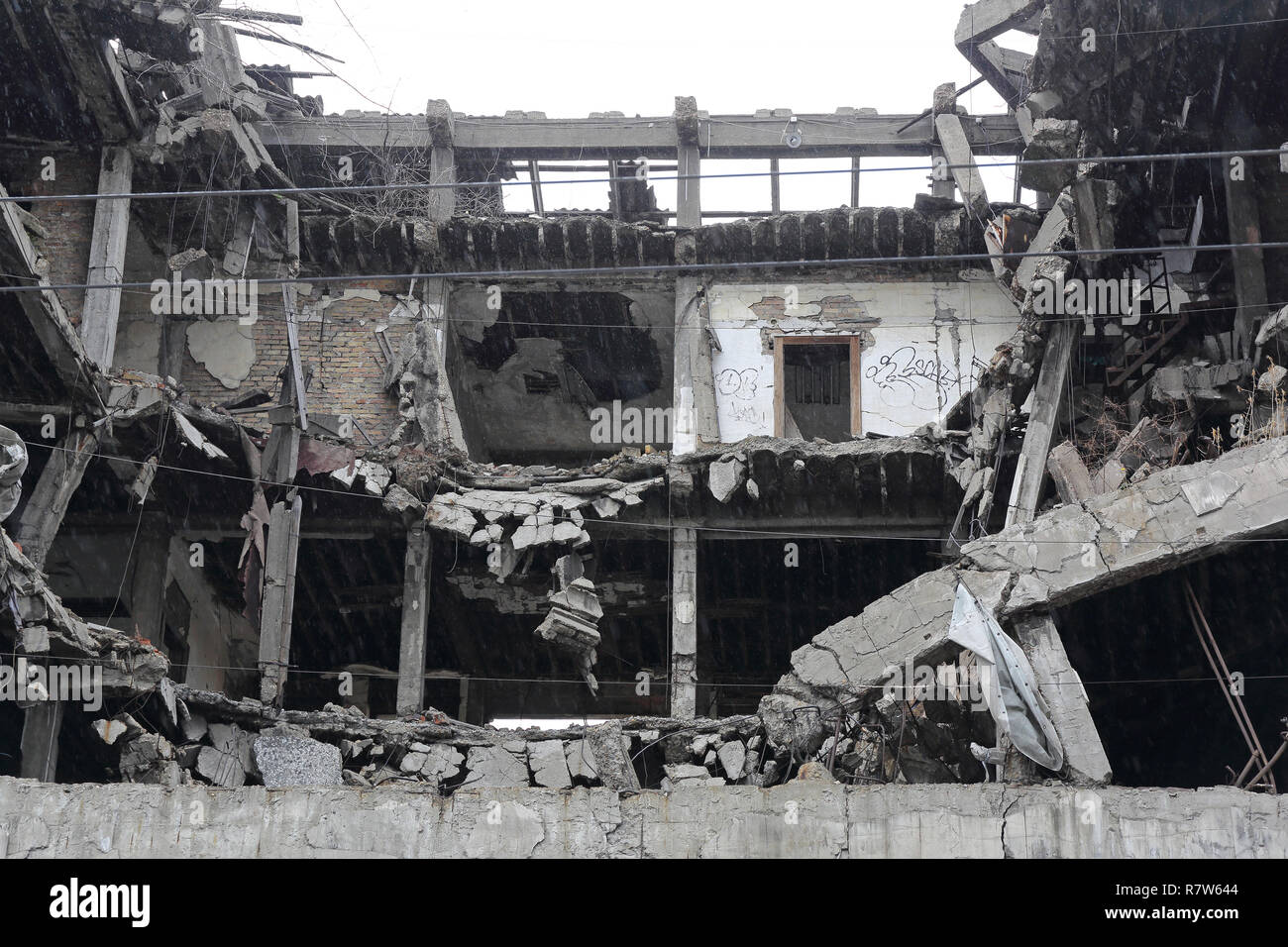 Belgrade, Serbie - Mars 30, 2015 : bombardé des édifices endommagés à la rue Kneza Milosa à Belgrade, en Serbie. Banque D'Images