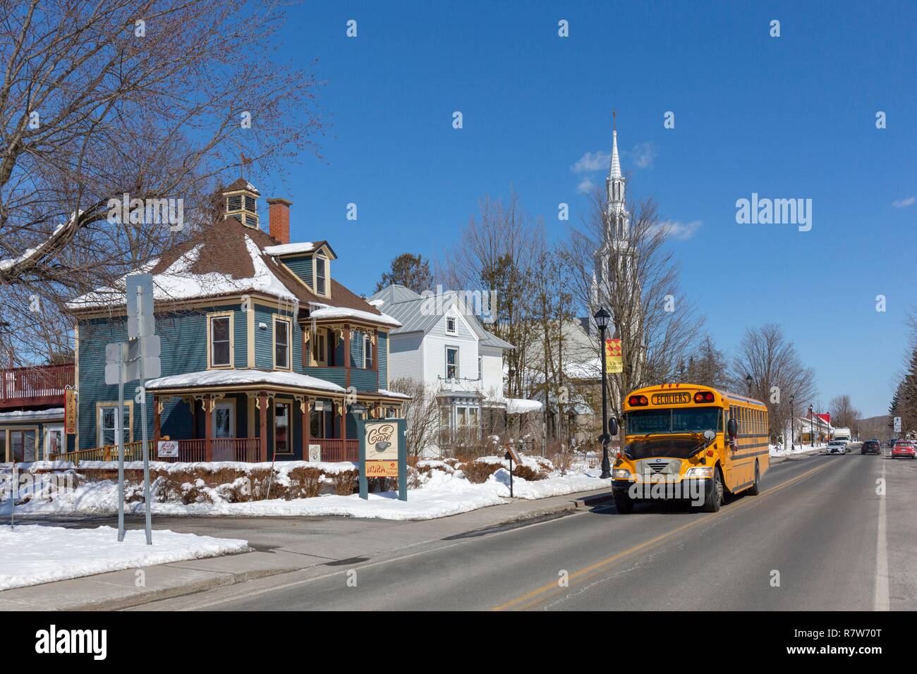 Canada, Province de Québec, région des Cantons de l'Est ou de l'Estrie, Bromont, Shefford, rue School Bus Banque D'Images