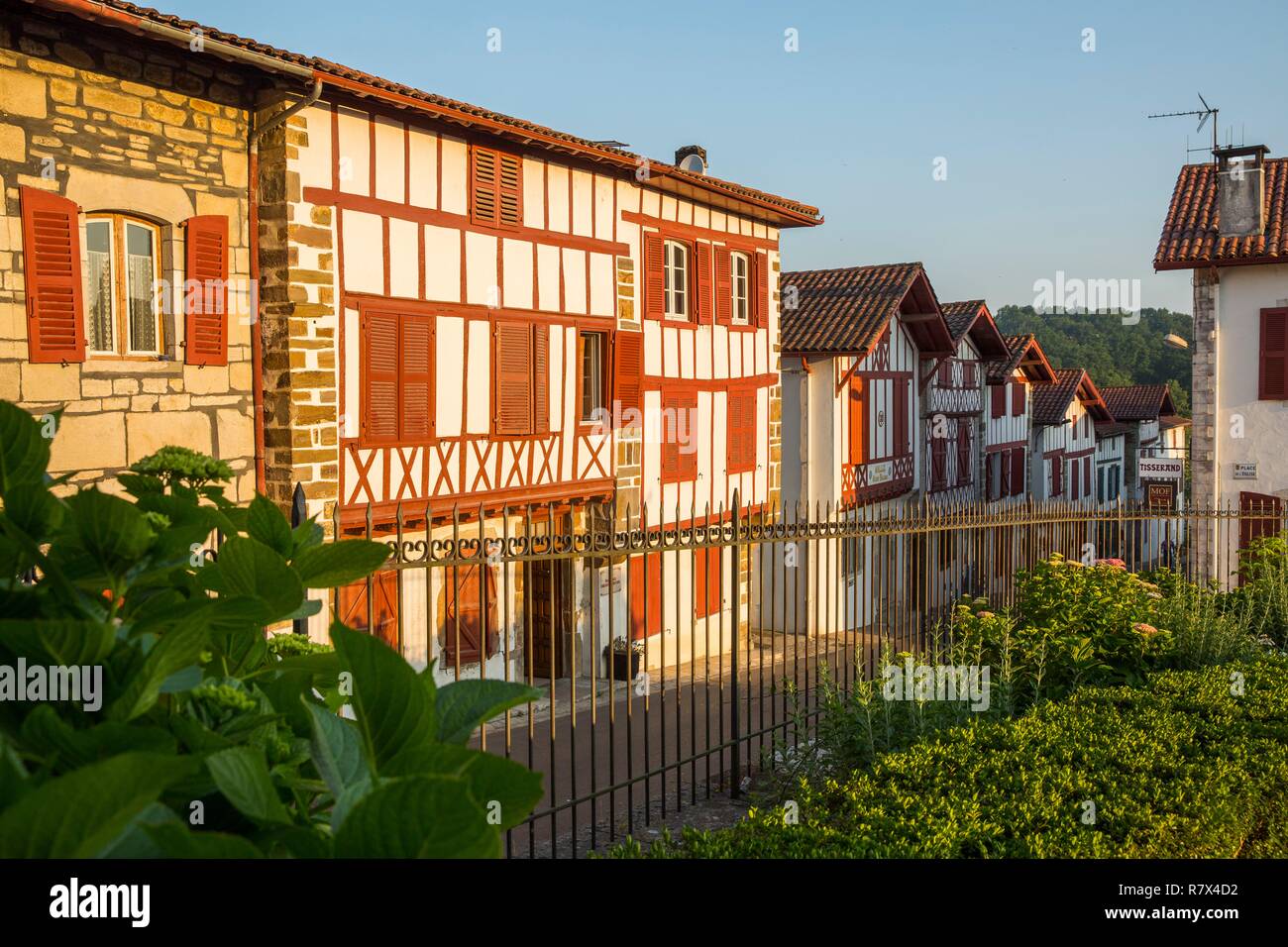 France, Pyrénées Atlantique, Pays Basque, La Bastide Clairence, étiqueté Les Plus Beaux Villages de France Banque D'Images