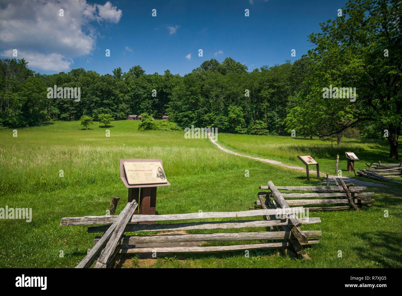 United States, New Jersey, Morristown, Parc historique national de Morristown, Jockey Hollow, camp d'hiver et cabines site utilisé par les soldats américains pendant la guerre de la Révolution américaine Banque D'Images