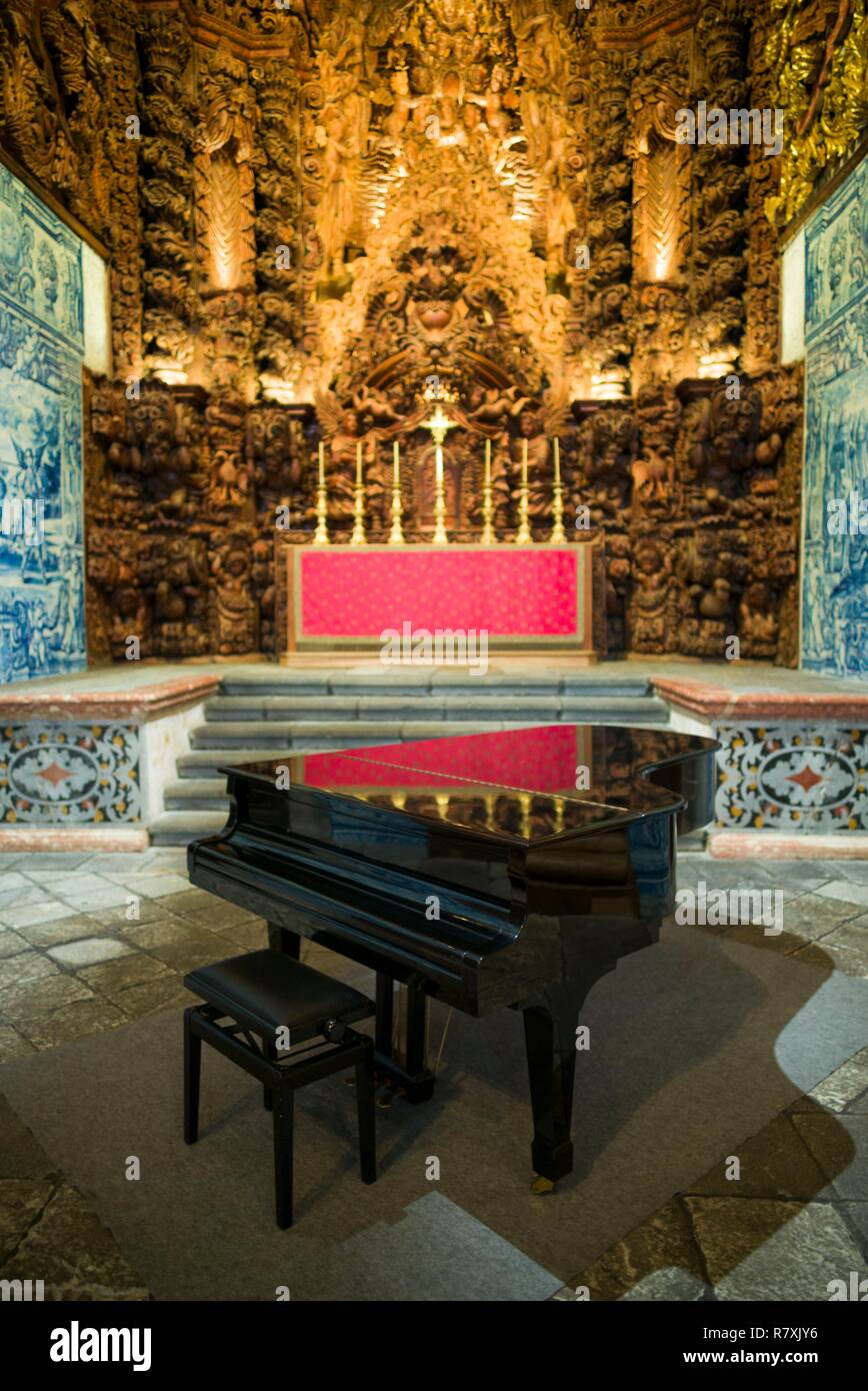 Le Portugal, Azores, Sao Miguel Island, Ponta Delgada, l'Igreja do Colegio dos jésuites de Ponta Delgada, l'autel de l'église, la chapelle de la mère Banque D'Images