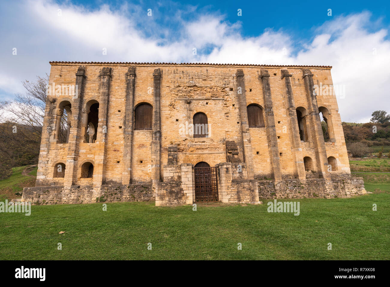 L'église pré-romane de Santa Maria del Naranco, Oviedo, Asturias, Espagne Banque D'Images