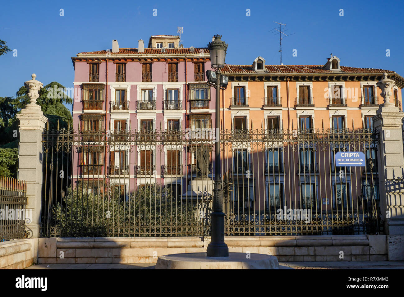 Bâtiment classique, Calle Bailen, Madrid, Espagne Banque D'Images