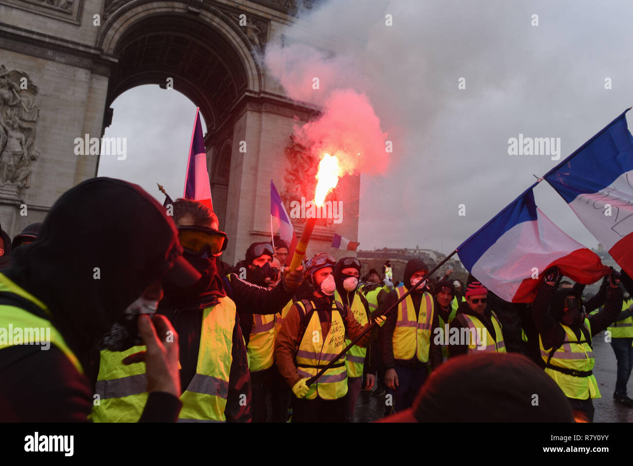 Décembre 01 2018 Paris France Gilet Jaune Manifestants