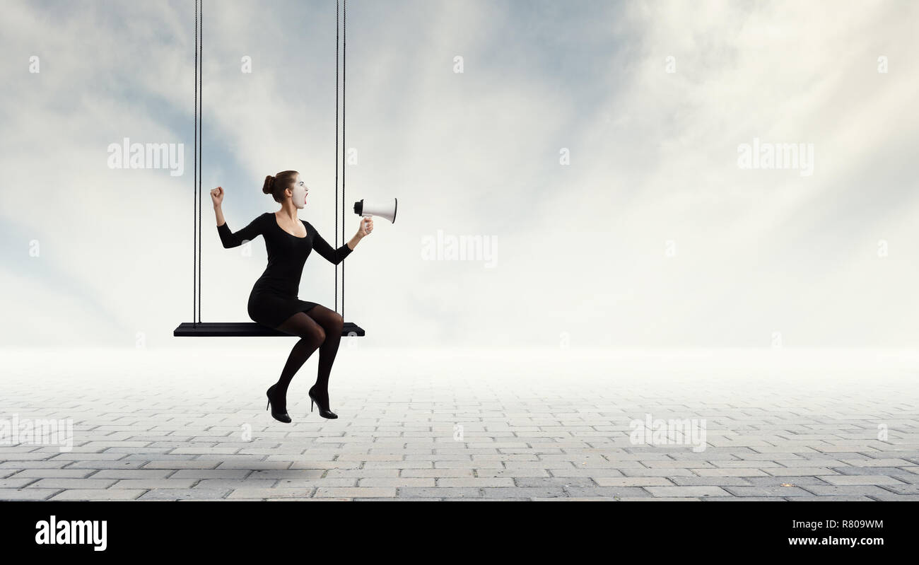 Jeune femme mime. Technique mixte Banque D'Images