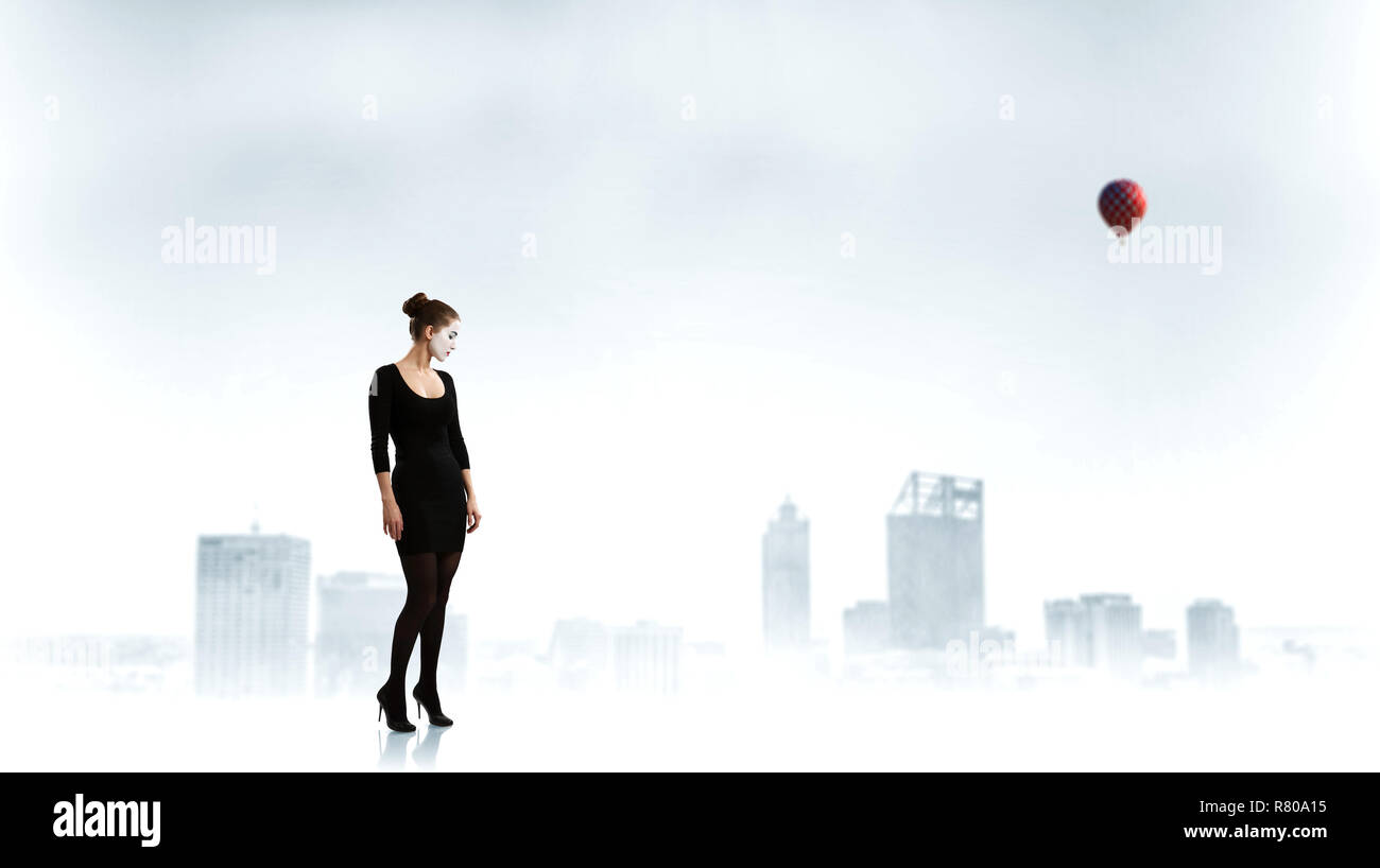 Jeune femme mime. Technique mixte Banque D'Images