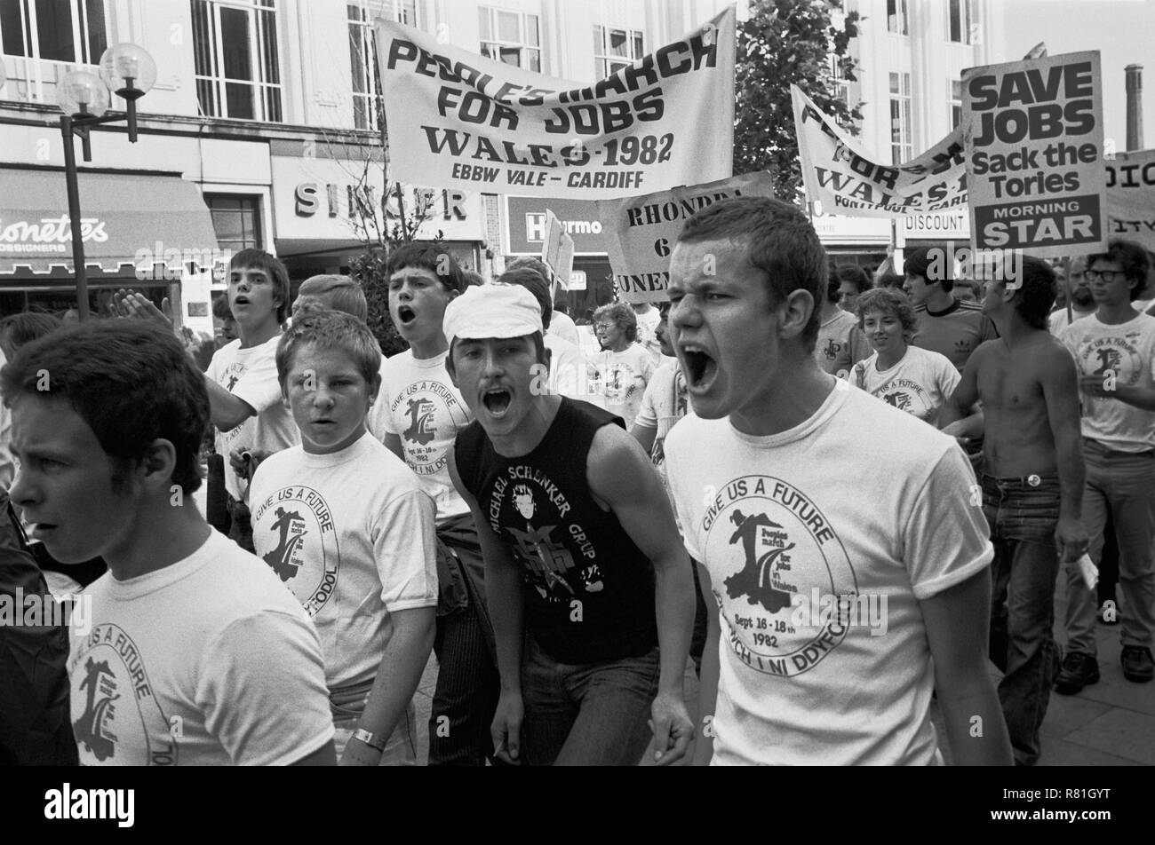 Les "peuples mars pour l'emploi" manifestation contre le chômage, Cardiff, Pays de Galles, Septembre 1982 Banque D'Images