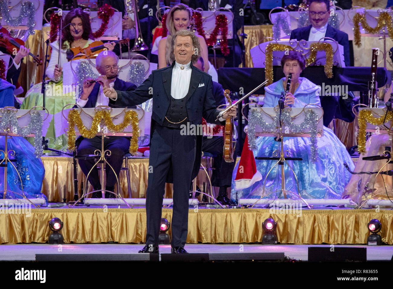 Londres, Angleterre. 12 décembre 2018, (COUVERTURE EXCLUSIVE) André Rieu fonctionne à Londres - Wembley-l'ETI Arena ,Angleterre, Crédit : Jason Richardson/Alamy Live News Banque D'Images