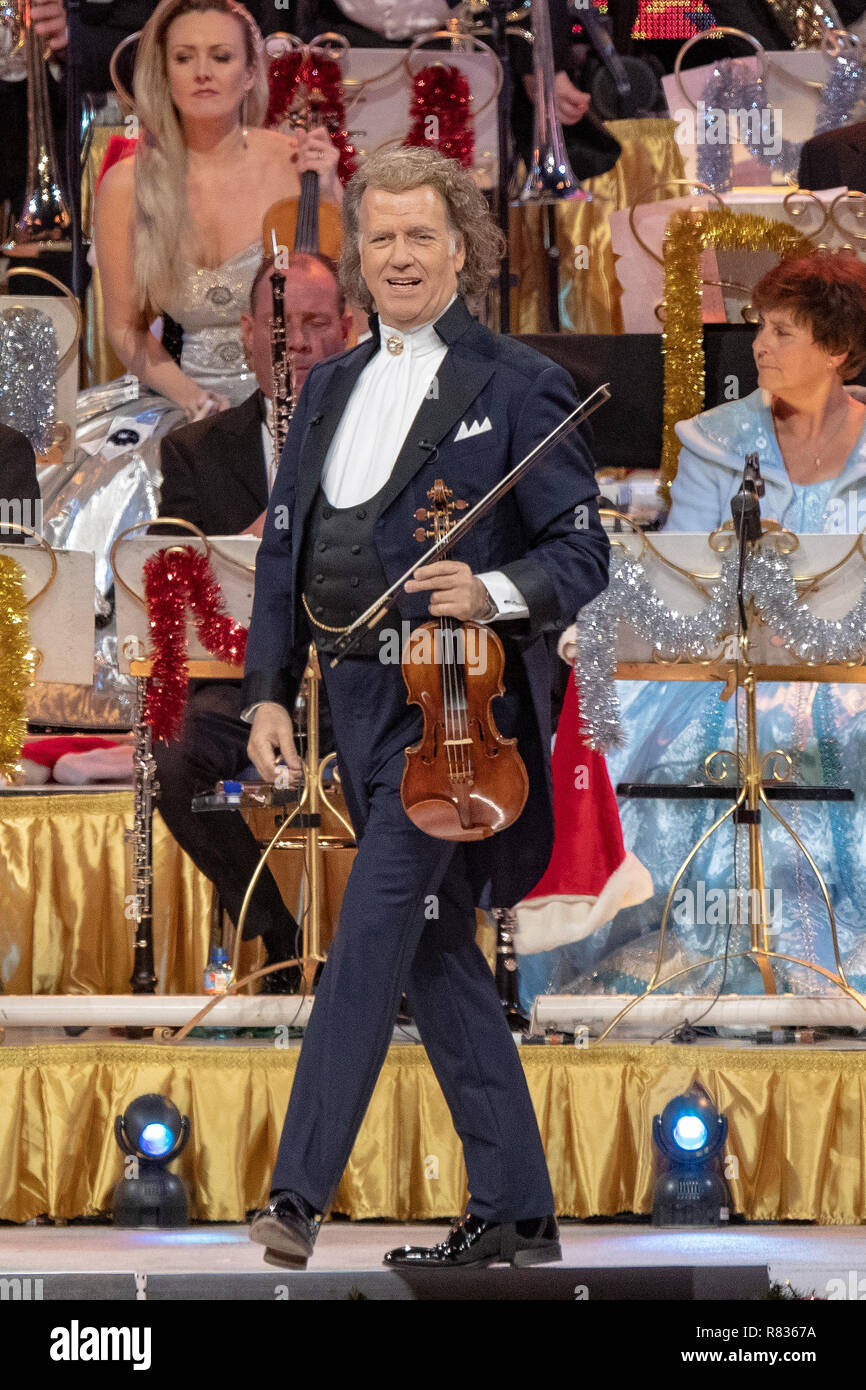 Londres, Angleterre. 12 décembre 2018, (COUVERTURE EXCLUSIVE) André Rieu fonctionne à Londres - Wembley-l'ETI Arena ,Angleterre, Crédit : Jason Richardson/Alamy Live News Banque D'Images