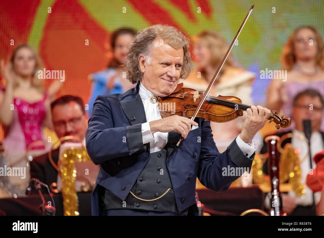 Londres, Angleterre. 12 décembre 2018, (COUVERTURE EXCLUSIVE) André Rieu fonctionne à Londres - Wembley-l'ETI Arena ,Angleterre, Crédit : Jason Richardson/Alamy Live News Banque D'Images