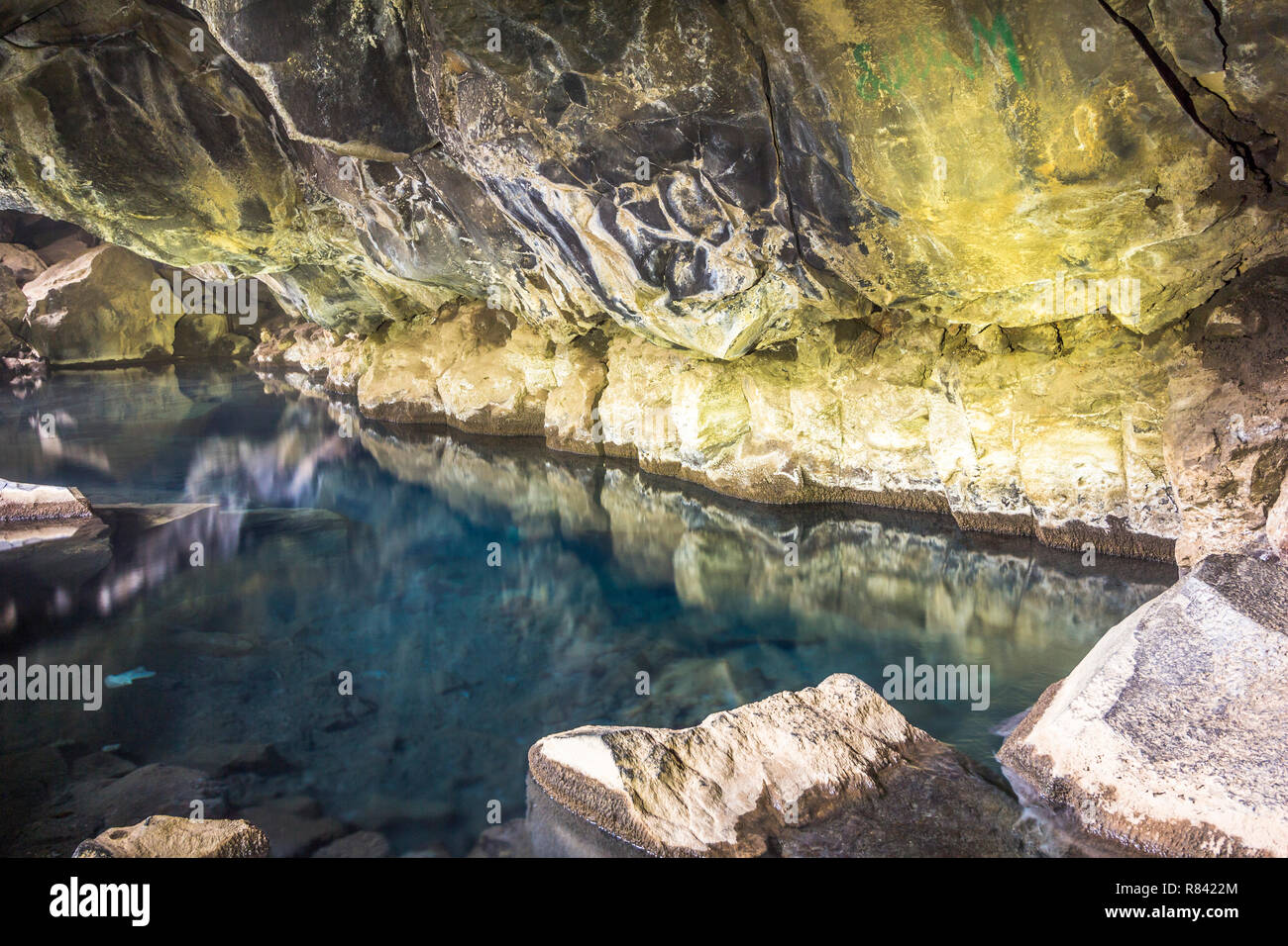 Grotte de Grotagja, eau chaude myvatn Islande Banque D'Images
