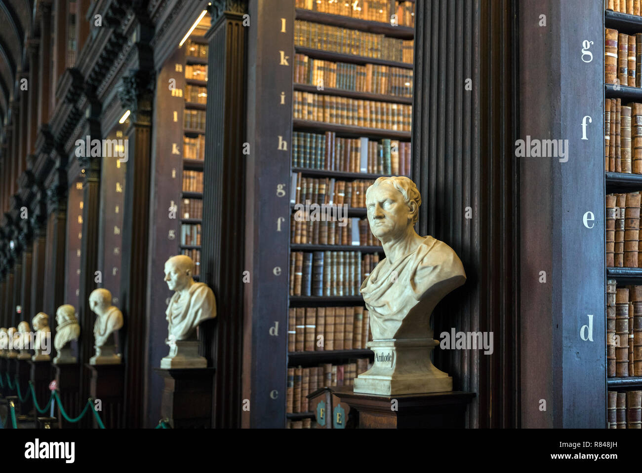 L'Irlande, Dublin, Trinity College Dublin, Livre de Kells Ancienne Bibliothèque Banque D'Images