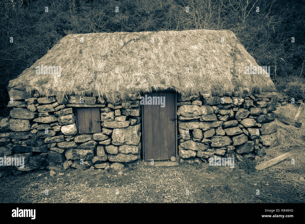 L'Irlande, le Connemara Heritage Centre, prefamine restauré cottage de Dan O'Hara qui a été forcé d'émigrer dans les années 1840 quand il a été expulsé de son hom Banque D'Images