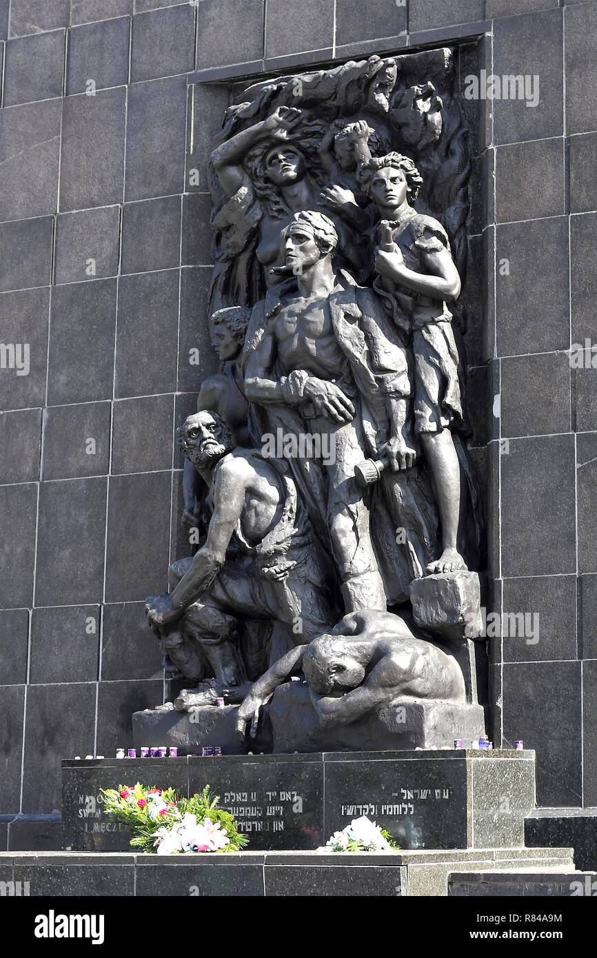 Détail du Monument aux héros du Ghetto de Varsovie Banque D'Images