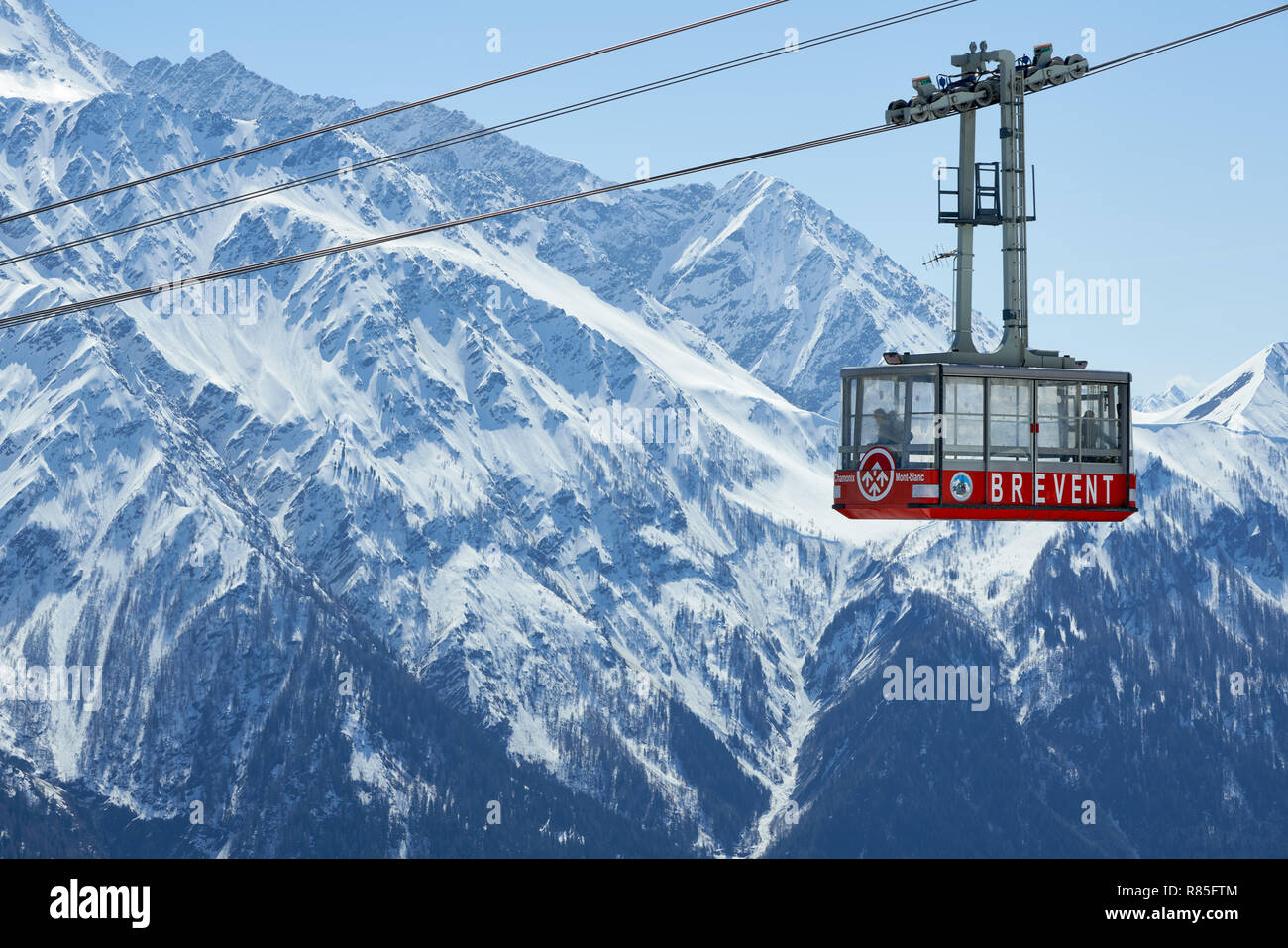 Le téléphérique du Brévent, de la station de sports d'hiver à Chamonix Mont Blanc. Haute-Savoie, Alpes, France Banque D'Images
