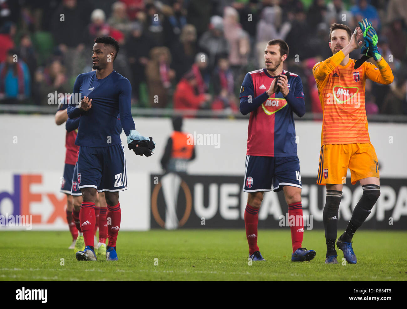 Budapest, Hongrie. 12 Décembre, 2018. Europa League : MOL Vidi v FC Chelsea. Les joueurs de MOL Vidi FC célébrer la victoire Crédit : Nikola Krstic/Alamy Live News Banque D'Images