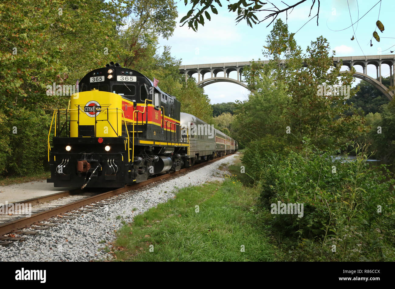 Locomotive diesel C420 CVSR ALCOA numéro 365. Exploité comme événement spécial sur le Cuyahoga Valley Scenic Railroad. Brecksville, Cuyahoga Valley N Banque D'Images