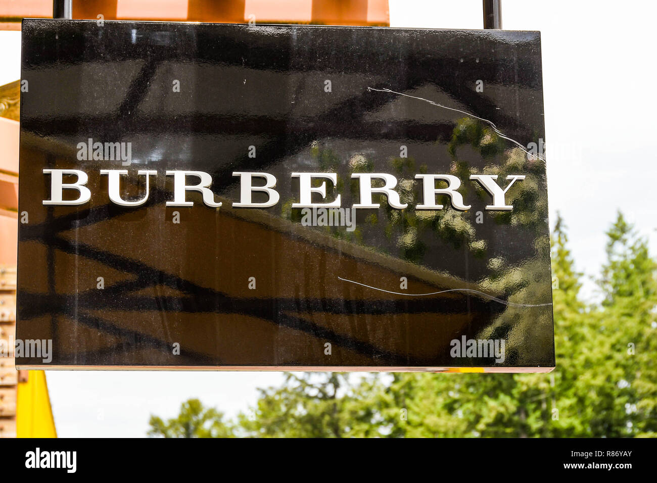 The burberry factory Banque de photographies et d'images à haute résolution  - Alamy