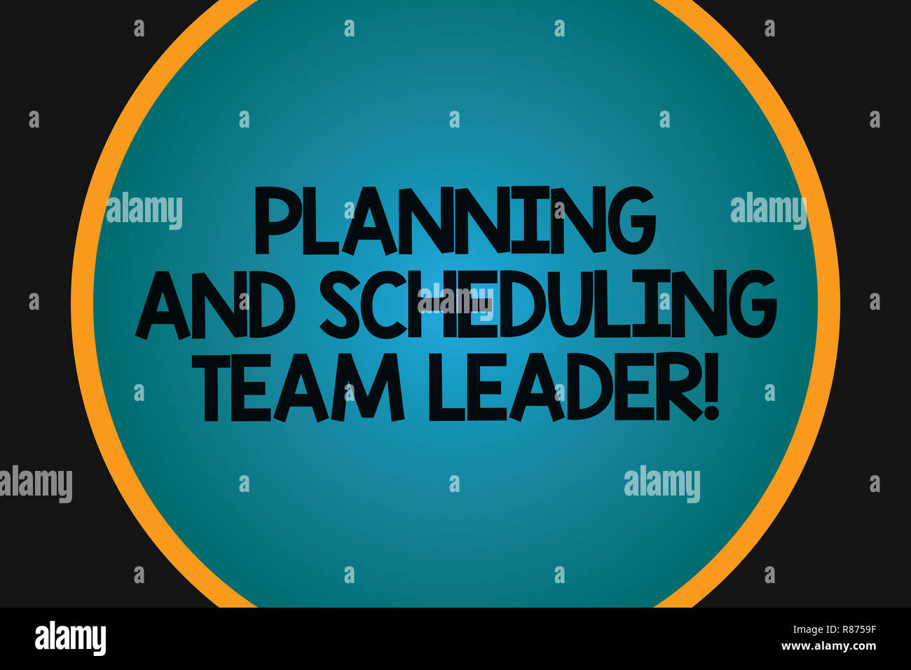 L'écriture de texte Word Planification et programmation de chef d'équipe. Concept d'affaires pour analysisagement Projet business leadership solide blanc grand cercle de couleur G Banque D'Images
