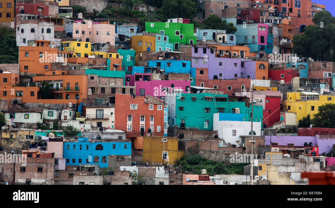 L'architecture de la ville historique de Guanajuato est connu pour ses couleurs vives - MEXIQUE Banque D'Images