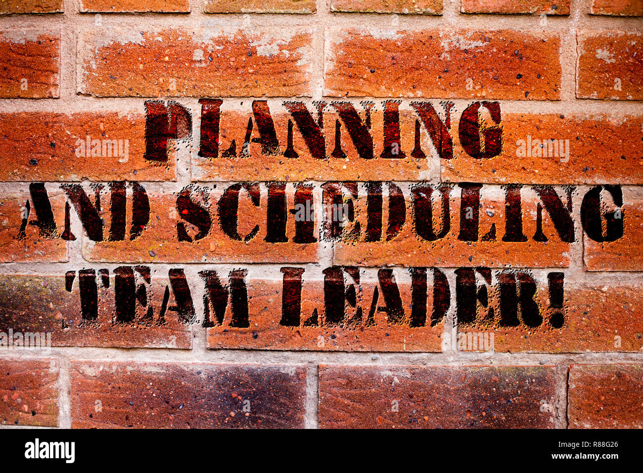 La main conceptuel montrant Planification et programmation de chef d'équipe. Projet de texte analysisagement photo d'entreprise dirigeants de l'entreprise Banque D'Images