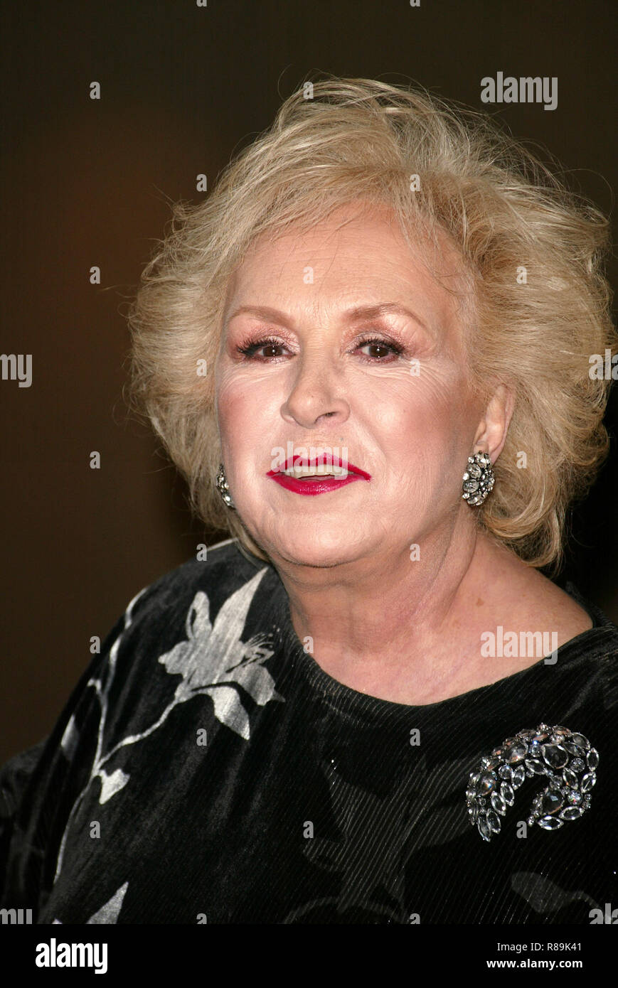 Doris Roberts assistant à la première de Neil Simon est un drôle de couple au Brooks Atkinson Theatre de New York. 27 octobre 2005 Crédit : Walter McBride /MediaPunch Banque D'Images