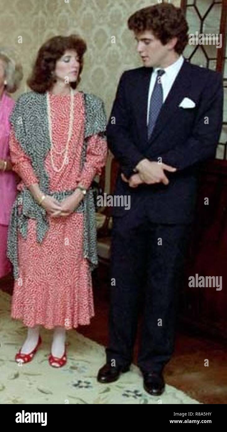 John kennedy jr caroline kennedy Banque de photographies et d’images à
